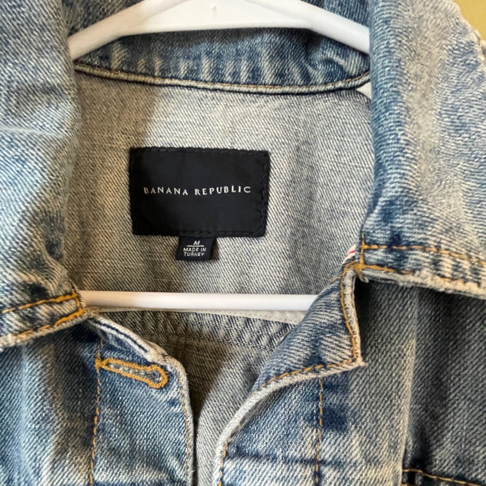Banana republic denim jacket size Medium